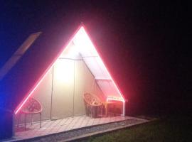 Camp Cabin Brahmana，位于塞亚特的酒店