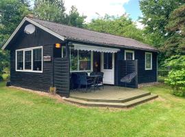 2 Bedroom Lovely Home In Silkeborg，位于锡尔克堡的酒店