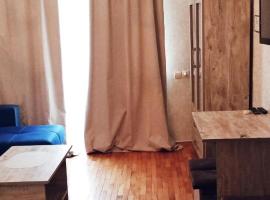 NIZAMI Street flat