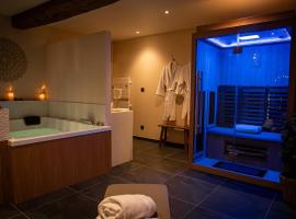 La Parenthèse Suites - appartement luxueux avec sauna et baignoire balnéo，位于蓬德拉尔什的酒店