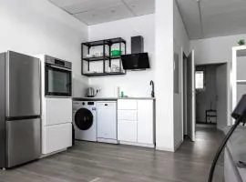 Apartment mit vier Einzelboxspringbetten - Netflix