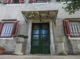 apartman kostrena，位于科斯特雷纳的酒店