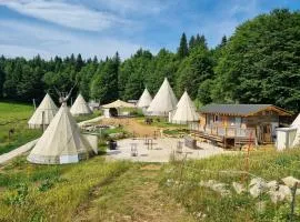 Village Tipi