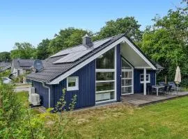 Amazing Home In Krems Iiwarderbrück