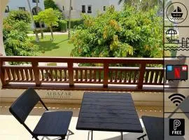 Beachfront Apartment with Pool & Stunning View