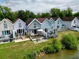 Spring Lake 19, The Lake House