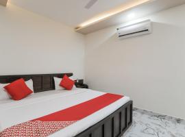 Super Hotel O Aastha Near Chaudhary Charan Singh International Airport，位于Bijnaur的酒店