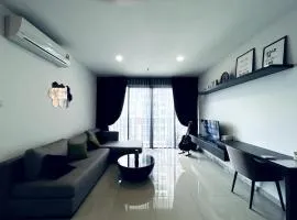 Novel Homes at i-City - WiFi TV Box 1 Carpark