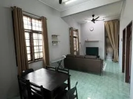 NovaHaus2 Homestay Gong Badak