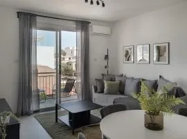 Lithos Modern Flat by Staycom