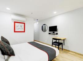 Super Townhouse Rajyash Rise，位于Sarkhej的酒店