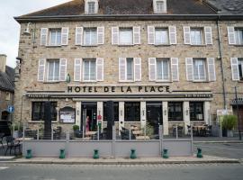LOGIS -Hotel & Restaurant de la Place，位于Aunay-sur-Odon的酒店