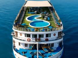 NILE CRUISE ASWAN Every Wednesday from ASWAN 3 nights & every Saturday from LUXOR 4 nights，位于阿斯旺阿斯旺国际机场 - ASW附近的酒店