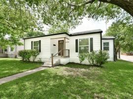Pecan Hill House