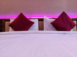Hotel Royal Mansion Somnath，位于索姆纳特的酒店