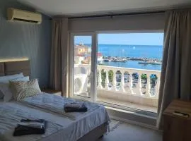 Marina Elegance Apartments