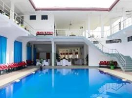 Hotel Uva Rest Sanasta，位于巴杜勒的酒店