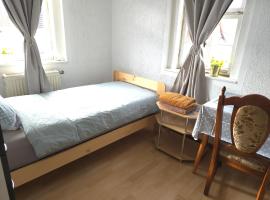 Unterkunft f&uuml;r Monteure，位于Schwallungen的露营地