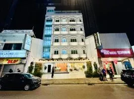 Eco Roomy Hotel