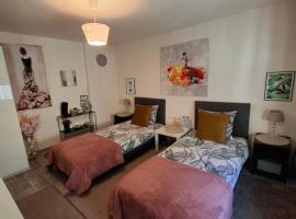 Room in SPA " TABARKA "，位于斯帕的酒店