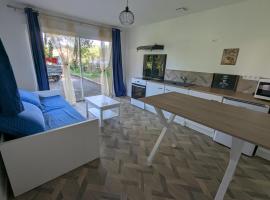 Détente et calme proche bassin，位于米奥的酒店