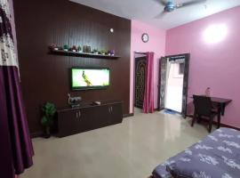Malar Nest Service Apartment - Thanjavur，位于坦贾武尔的酒店