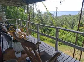 COUPLES GETAWAY! LAKE Eufaula private Cottage! BEAUTIFUL VIEWS! Couples, Honeymoon, Family of 3,BOAT PARKING