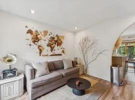 Entire rowhouse in Capitol Hill with free parking