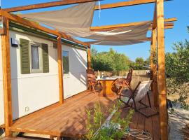 Mobile home Magdalena，位于皮罗瓦茨的酒店