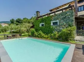 Nice Home In Fraz, Alpicella, Varaz