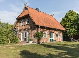 Fachwerk-Ferienhaus, Ruhe auf dem Land, Haustiere willkommen, Leihfahrräder, 24-7 check in