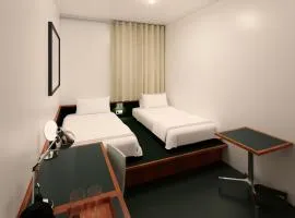 스몰하우스빅도어 명동