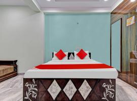 Hotel O Diamond Inns，位于Kalkaji Devi的酒店