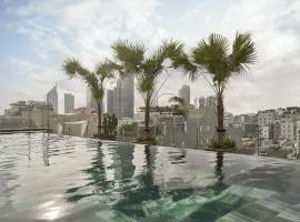 La Siesta Premium Lakeside