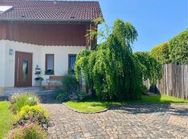 Ferienappartement Greiff，位于Könen的酒店