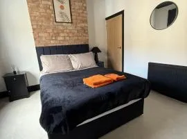 Luxury home - Long stays welcome