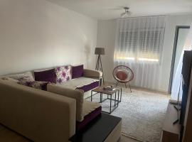 Happy apartment，位于新帕扎尔的酒店