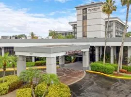 棕榈滩花园希尔顿逸林酒店