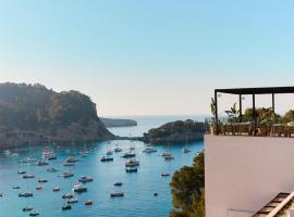 Cala San Miguel Ibiza Resort, Adults only, Curio Collection by Hilton，位于圣米格尔港的酒店