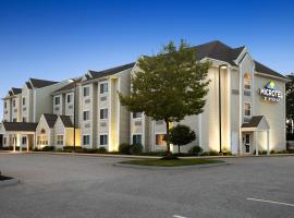 Microtel Inn & Suites by Wyndham Dover New Hampshire，位于多佛的酒店