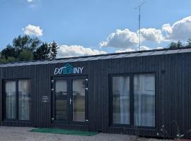 Tiny House Chambre Salon Cuisine by EXTINY，位于Richardménil的酒店