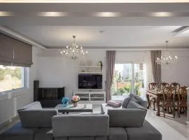 Villa Ira