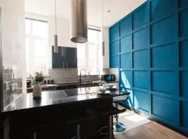 Stylish Town Centre Suite by Traboule Properties LTD