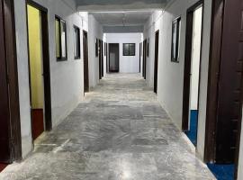 KANJWANI GROUP OF HOSTEL's，位于费萨拉巴德的青旅