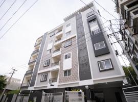 3 Bee's Service Apartments, Gachibowli，位于Madhapur的酒店