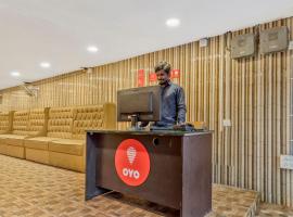 Hotel Ankitha Grand，位于Kondapur的酒店
