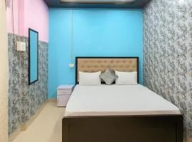 Hotel The Rainbo Premium Residency Near Kashi Vishwanath Temple - Assi Ghat &Ganga River - Fully Air Conditioning - Free Wi-Fi & Room Service - Best Premium Hotel