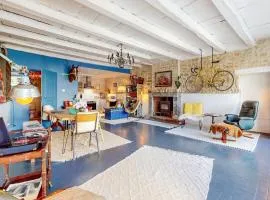 Ferienhaus mit Charakter und Terrasse in perfekter Lage