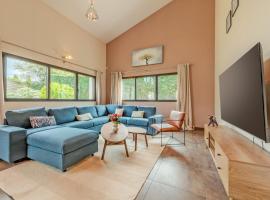 Le Loft, Spacieux 170 m2, Billiards, jardin, 3 chambres，位于坎佩尔的酒店
