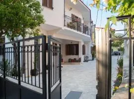 Kastrino Luxury Studio